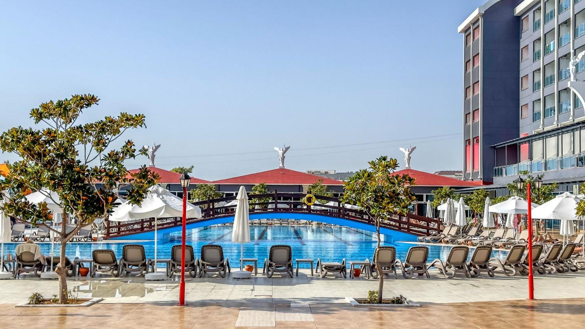 Casa Fora Beach Resort Cenger  Екстериор снимка