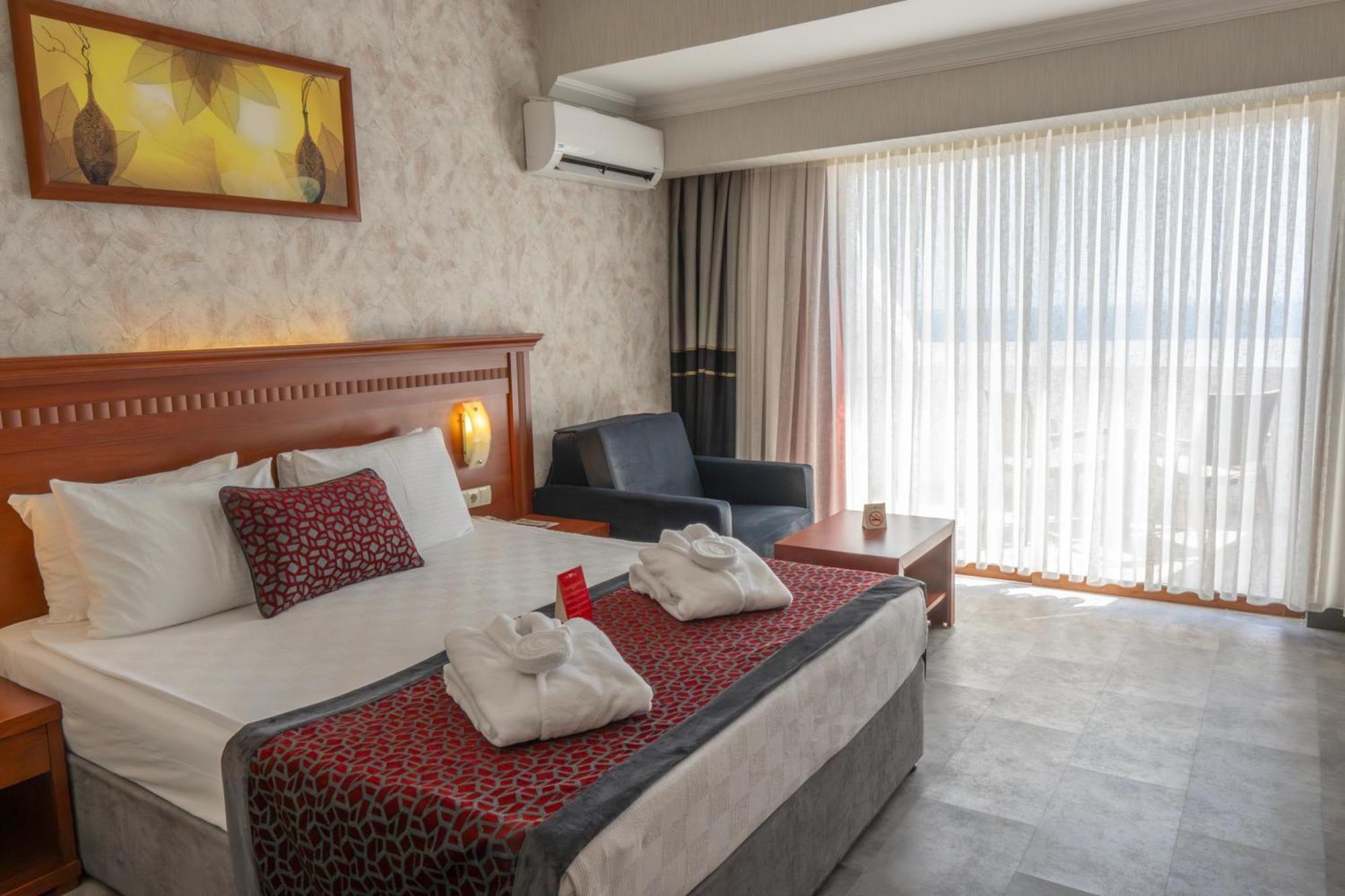 Casa Fora Beach Resort Cenger  Екстериор снимка